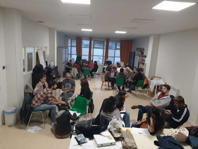 Ikasturteko lehen auzo asanblada/Primera asamblea vecinal del curso